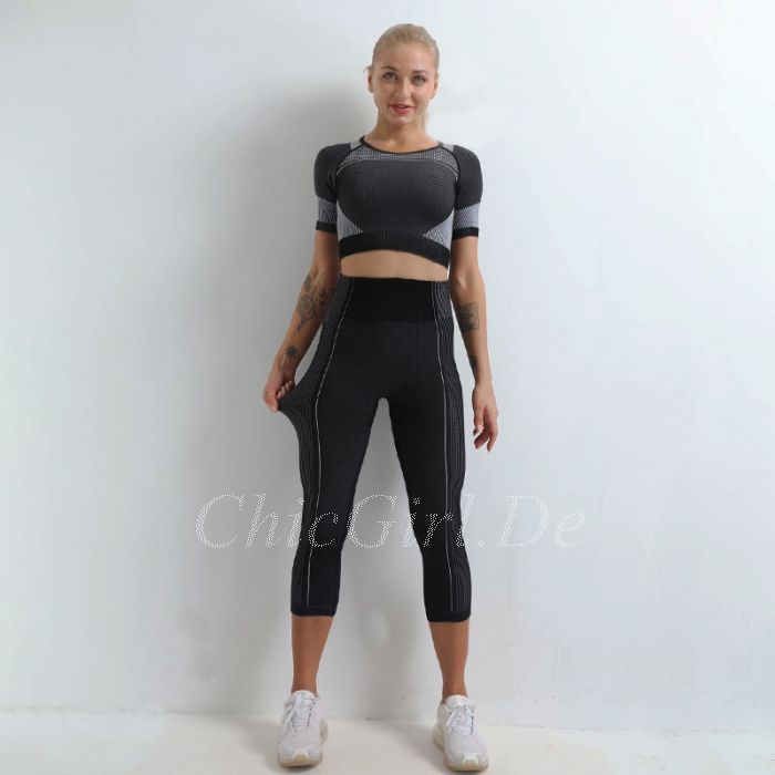 Yoga Anzug 7/8 Leggings Sport Crop Top Kurzarm Schwarz Fitness Kleidung  Damen